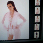 Fyrstinne Feathers Luxury Wrap